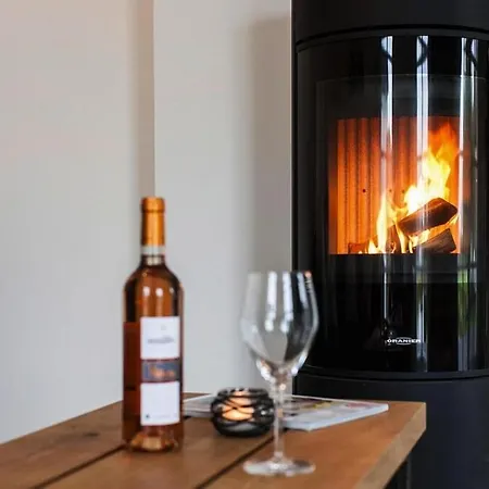 Ferienhaus, * 풀렌도르프